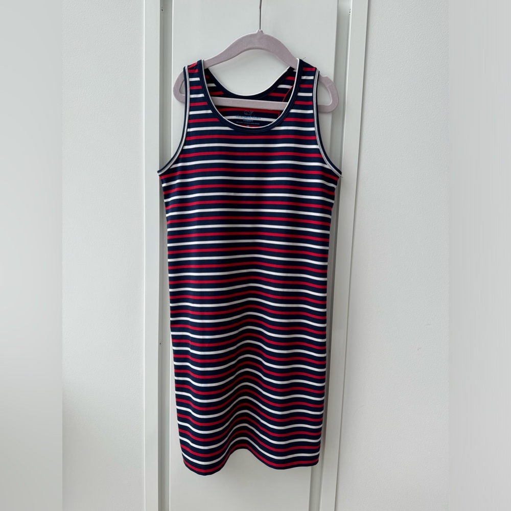 Vineyard Vines Striped Dress. . Girl. Size 10-12 years